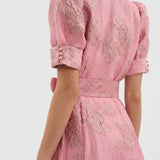Matilde - Hosszú Jacquard Virágmintás Ruha Övvel